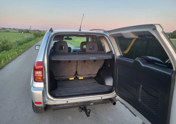 Toyota RAV4 cena 19900 przebieg: 226000, rok produkcji 2004 z Piekary Śląskie małe 497